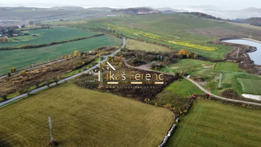 Prodej pozemku pro bydlení, Vysoký Újezd, Tyršova náves, 6957 m2