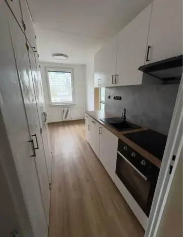 Pronájem bytu 4+1, Praha - Hostivař, Tesaříkova, 82 m2