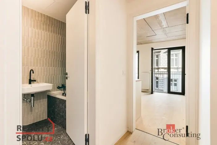 Pronájem bytu 1+kk, Brno - Zábrdovice, Bratislavská, 28 m2