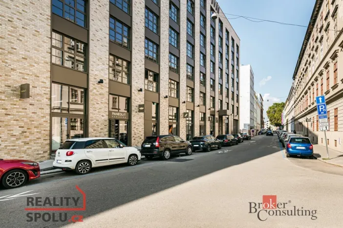 Pronájem bytu 1+kk, Brno - Zábrdovice, Bratislavská, 28 m2