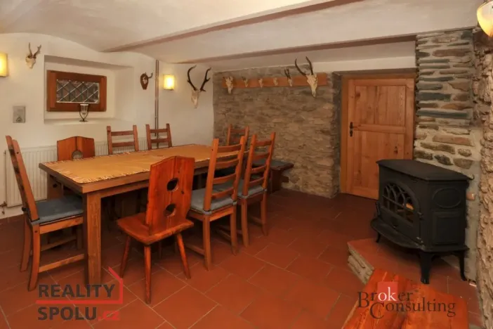 Prodej ubytování, Srní, 439 m2