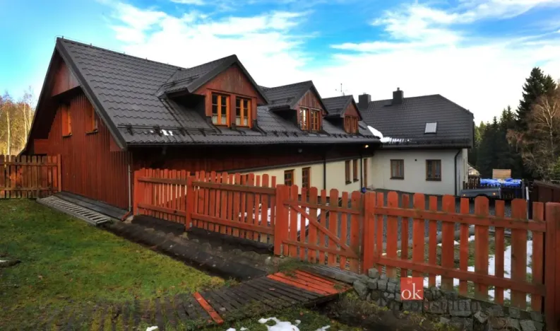 Prodej rodinného domu, Srní, 439 m2