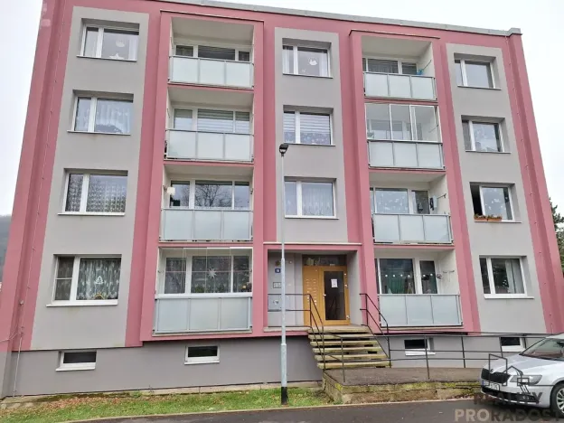 Pronájem bytu 2+1, Děčín - Děčín XXVII-Březiny, 50 m2