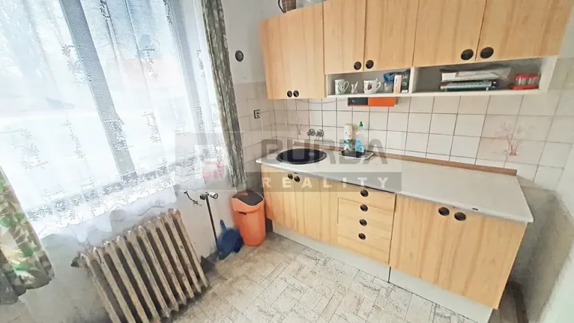 Prodej podílu rodinného domu, Zeleneč, Kasalova, 285 m2