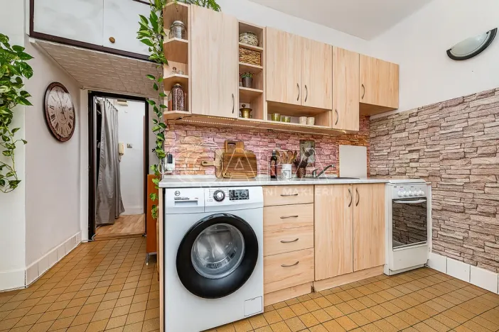 Prodej bytu 2+1, Praha - Libeň, náměstí Na Balabence, 54 m2