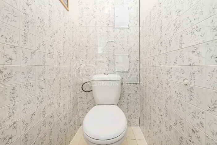 Prodej bytu 2+1, Praha - Libeň, náměstí Na Balabence, 54 m2