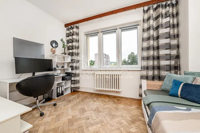 Prodej bytu 2+1, Praha - Libeň, náměstí Na Balabence, 54 m2