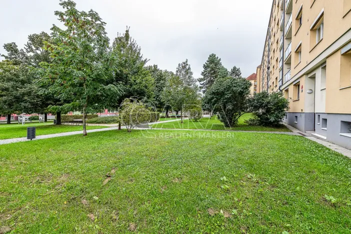 Prodej bytu 2+1, Praha - Libeň, náměstí Na Balabence, 54 m2