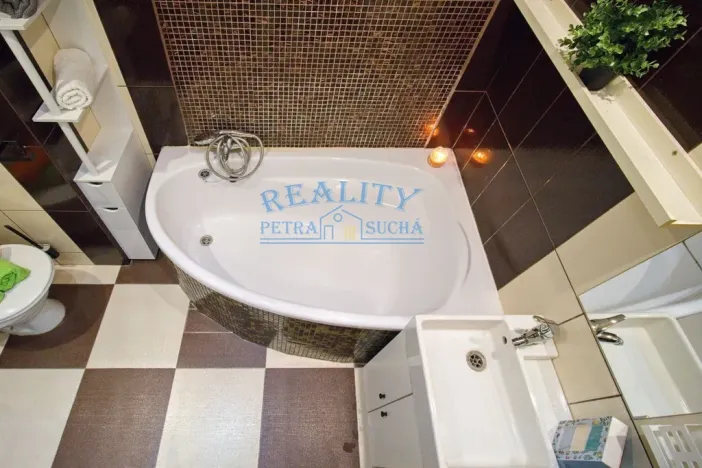 Pronájem bytu 3+kk, Roudnice nad Labem, třída T. G. Masaryka, 48 m2