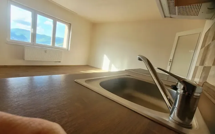 Pronájem bytu 1+kk, Ústí nad Labem, Hradiště, 33 m2