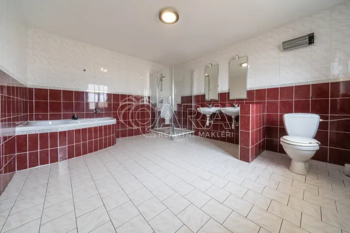 Prodej rodinného domu, Míčov-Sušice - Míčov, 250 m2