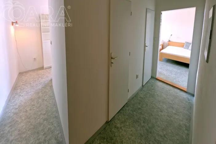 Pronájem bytu 1+1, Králův Dvůr - Počaply, Plzeňská, 37 m2