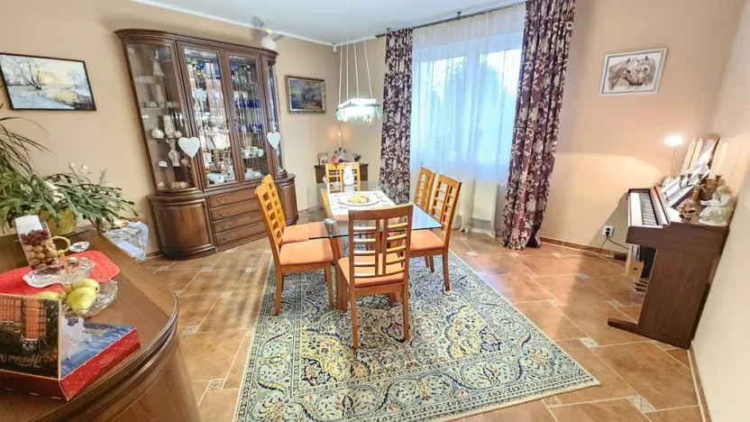 Prodej rodinného domu, Modletice, 261 m2