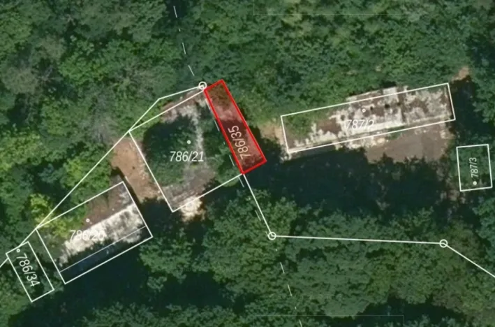 Dražba pozemku, Praha, 56 m2