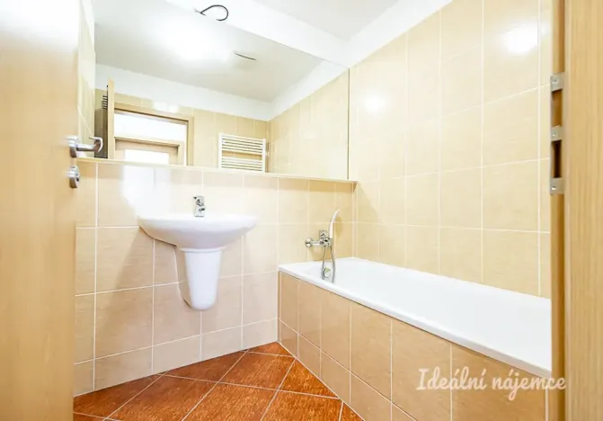 Pronájem bytu 2+kk, Praha, Vorařská, 69 m2