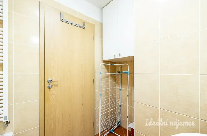 Pronájem bytu 2+kk, Praha, Vorařská, 69 m2