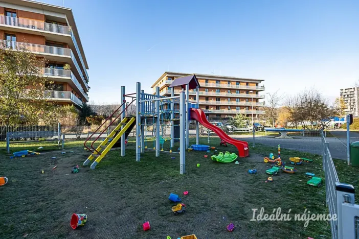 Pronájem bytu 2+kk, Praha, Vorařská, 69 m2