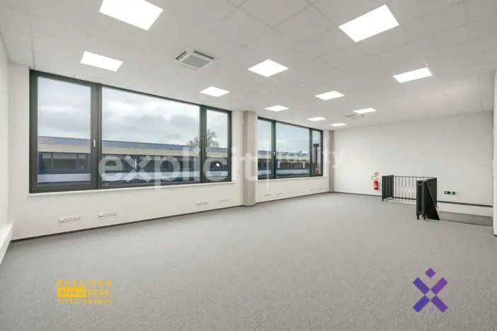 Pronájem obchodního prostoru, Brno, 444 m2