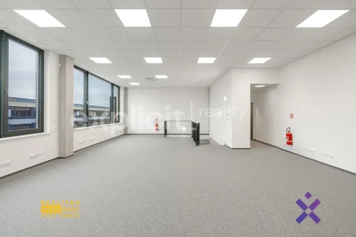 Pronájem obchodního prostoru, Brno, 444 m2