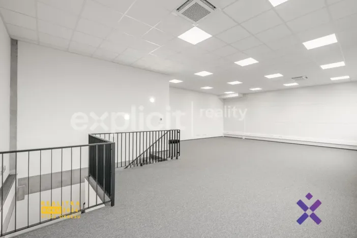 Pronájem obchodního prostoru, Brno, 444 m2