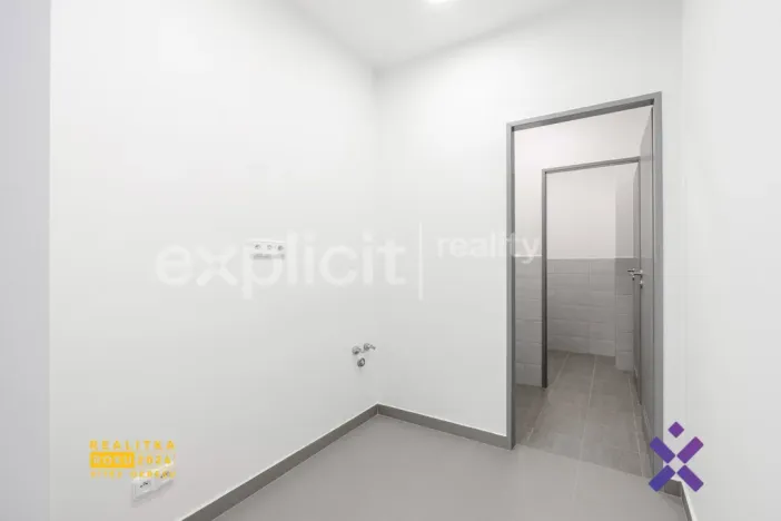 Pronájem obchodního prostoru, Brno, 444 m2