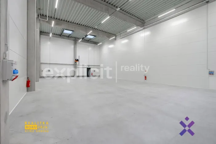 Pronájem obchodního prostoru, Brno, 444 m2