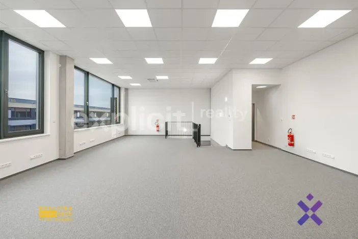 Pronájem obchodního prostoru, Brno, 444 m2