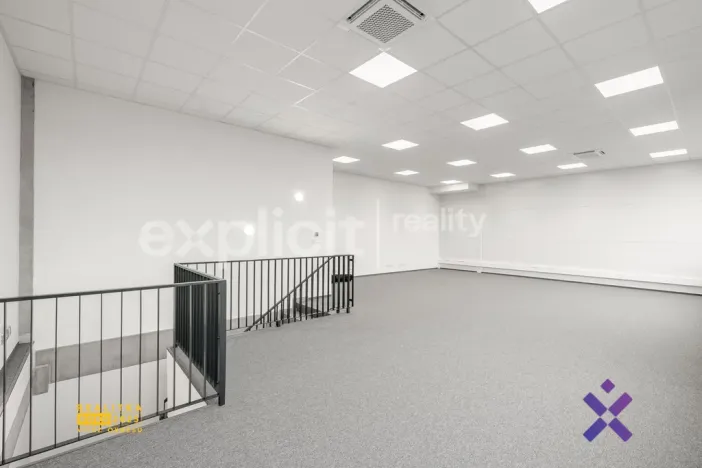 Pronájem obchodního prostoru, Brno, 444 m2