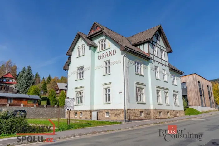 Prodej činžovního domu, 500 m2