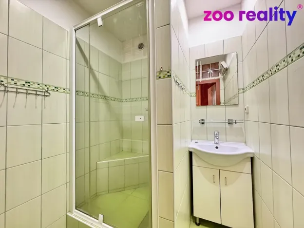 Prodej bytu 4+1, Kadaň, Husova, 78 m2