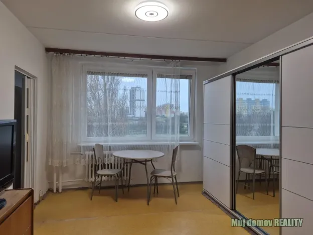 Pronájem bytu 1+1, Praha - Chodov, Bachova, 33 m2