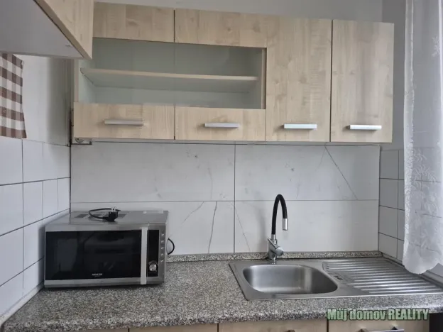 Pronájem bytu 1+1, Praha - Chodov, Bachova, 33 m2