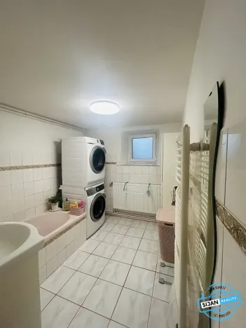 Prodej rodinného domu, Bruntál, 234 m2