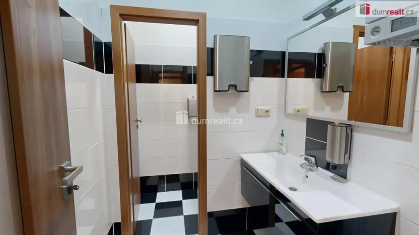 Pronájem kanceláře, Opava - Město, Masařská, 67 m2