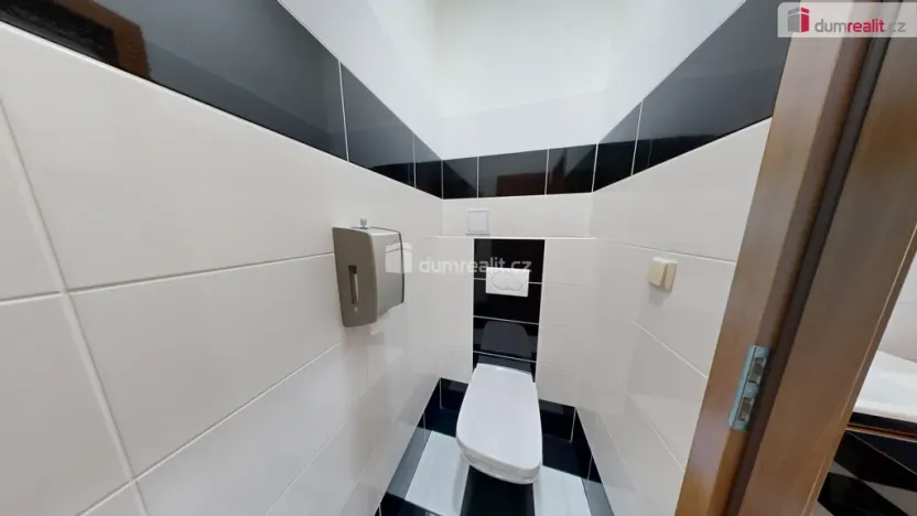 Pronájem kanceláře, Opava - Město, Masařská, 126 m2