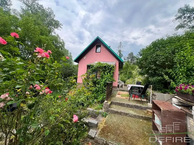 Prodej chaty, Veleň, 45 m2