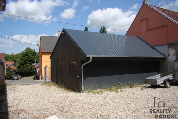 Pronájem komerční nemovitosti, Kladno, Školská, 303 m2