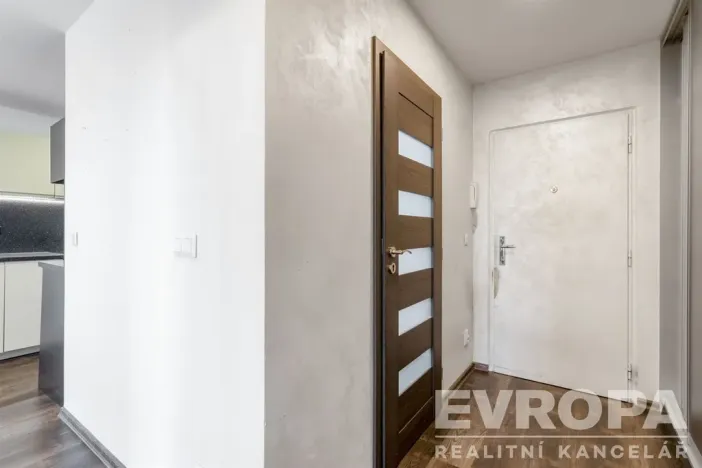 Prodej bytu 2+kk, Praha - Braník, Novodvorská, 40 m2