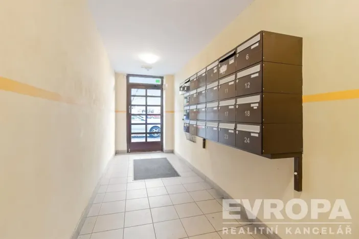 Prodej bytu 2+kk, Praha - Braník, Novodvorská, 40 m2
