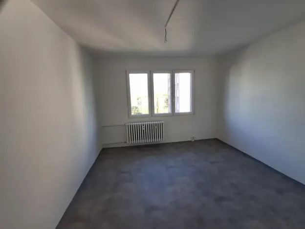 Prodej bytu 3+1, Cheb, Na Hradčanech, 76 m2