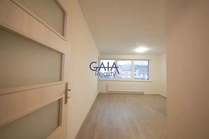 Pronájem bytu 2+kk, Zlín, Zelinova, 48 m2