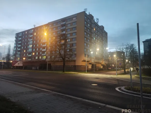 Prodej bytu 2+1, Chomutov, Bezručova, 64 m2