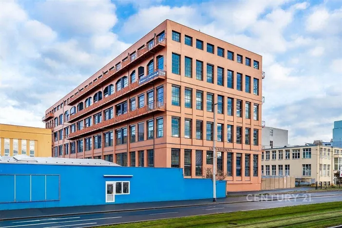 Pronájem bytu 1+kk, Praha, Kolbenova, 33 m2