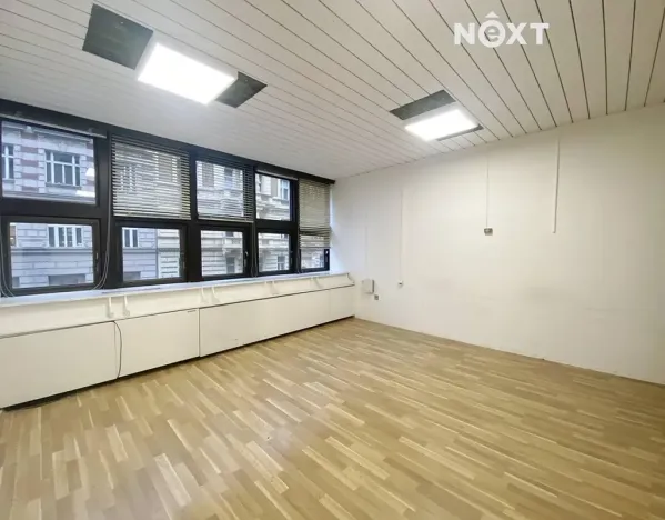 Pronájem kanceláře, Praha - Nové Město, Na Moráni, 27 m2