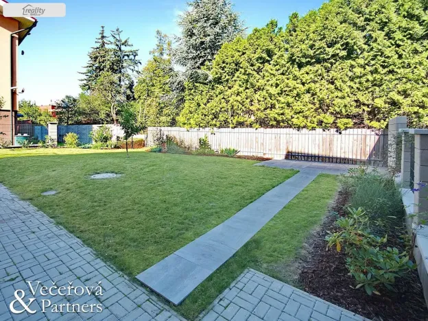 Pronájem rodinného domu, Praha - Břevnov, Oddělená, 250 m2