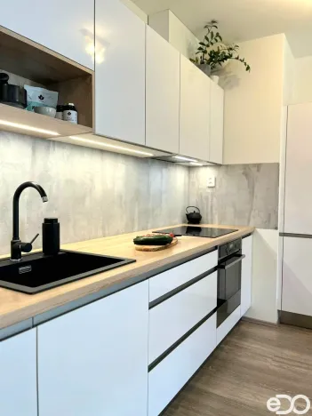 Pronájem bytu 2+kk, Praha, Medunova, 59 m2