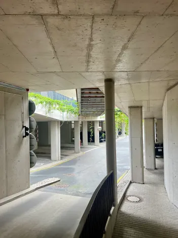 Pronájem garážového stání, Praha - Žižkov, Olgy Havlové, 15 m2