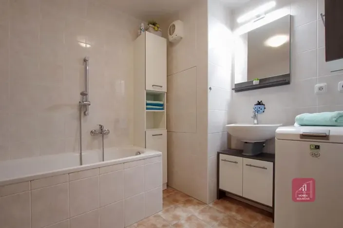 Pronájem bytu 2+kk, Rousínov, Zahradní, 57 m2