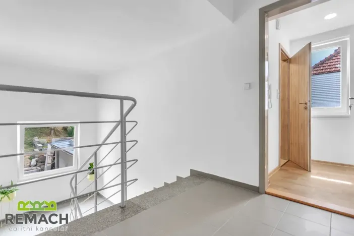 Pronájem bytu 1+kk, Uherské Hradiště - Mařatice, Sokolovská, 21 m2