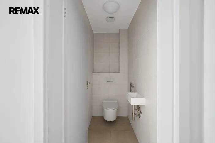 Prodej bytu 2+kk, Hradec Králové - Pražské Předměstí, Gočárova třída, 203 m2